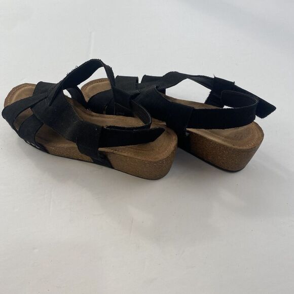 ME TOO Lola Wedges Slingbacks Open Toe Sandals Black Faux‎ Suede Size 9.5M Women - Picture 16 of 16
